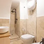 Am 4 - Charming Historic Loft Apartman *