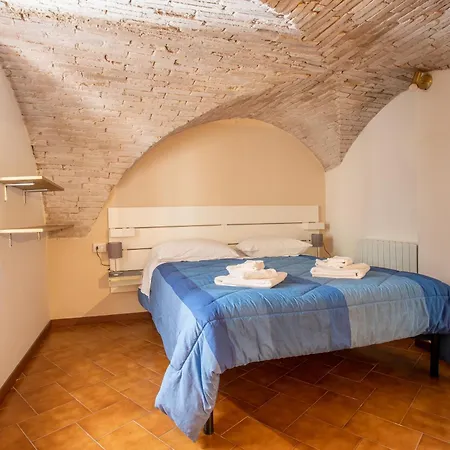 Am 4 - Charming Historic Loft Lejlighed *