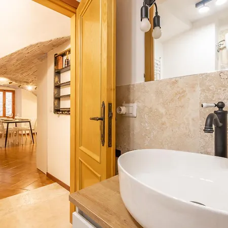 Lejlighed Am 4 - Charming Historic Loft